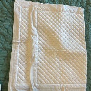 Set of standard shams